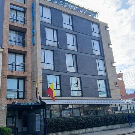 Hotel Dorado Ferial Богота Екстериор снимка