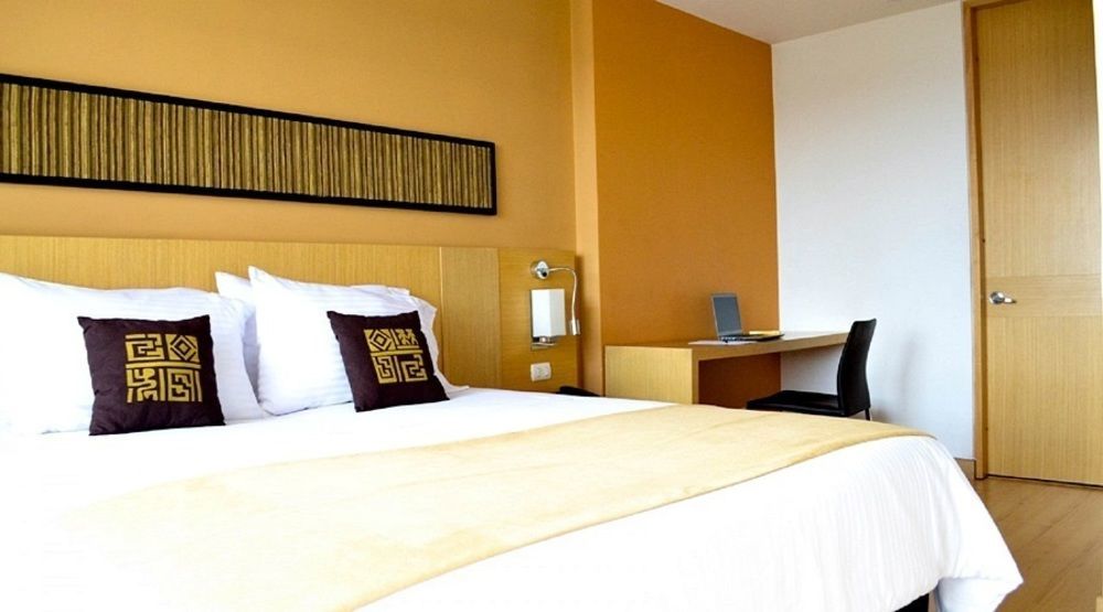 Hotel Dorado Ferial Богота Екстериор снимка